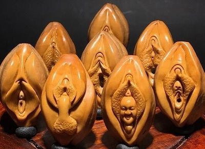 那些讓人臉紅的文玩工藝品，究竟是什么人在購買？